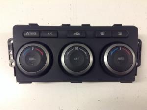 Mazda Atenza GH 2007-2012 Heater Controls