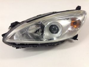 Nissan Lafesta CW L Headlight
