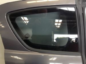 Mazda RX8 FE1031 07/03 - RR Door Glass