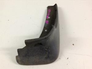Mazda Astina BA11P2 08/95-09/96 RF Mudflap