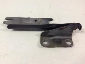 Mazda Astina BA11P2 08/95-09/96 L Bonnet Hinge 