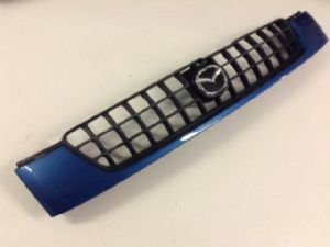 Mazda Demio DW 1996-2002 Grille