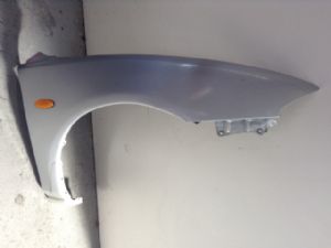 Mazda Lantis CB RF Guard/Fender